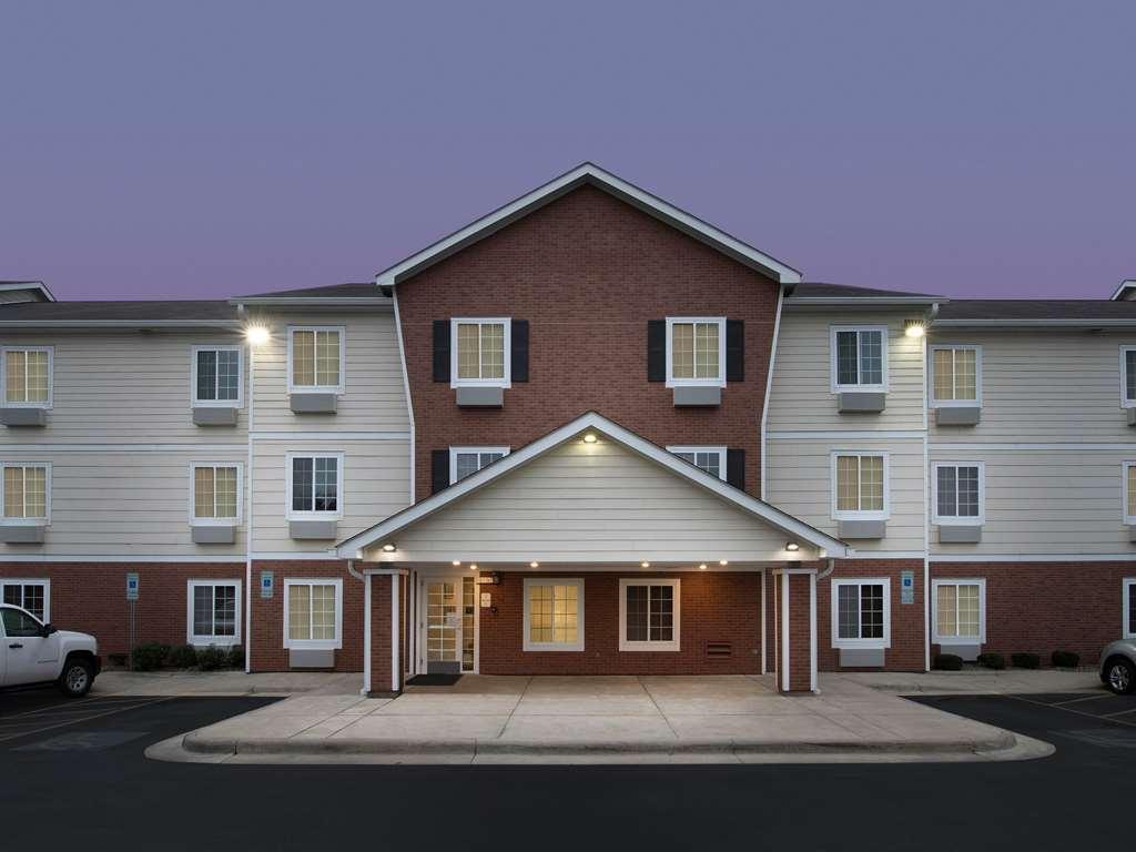 Extended Stay America Select Suites - Cleveland - منتور المظهر الخارجي الصورة
