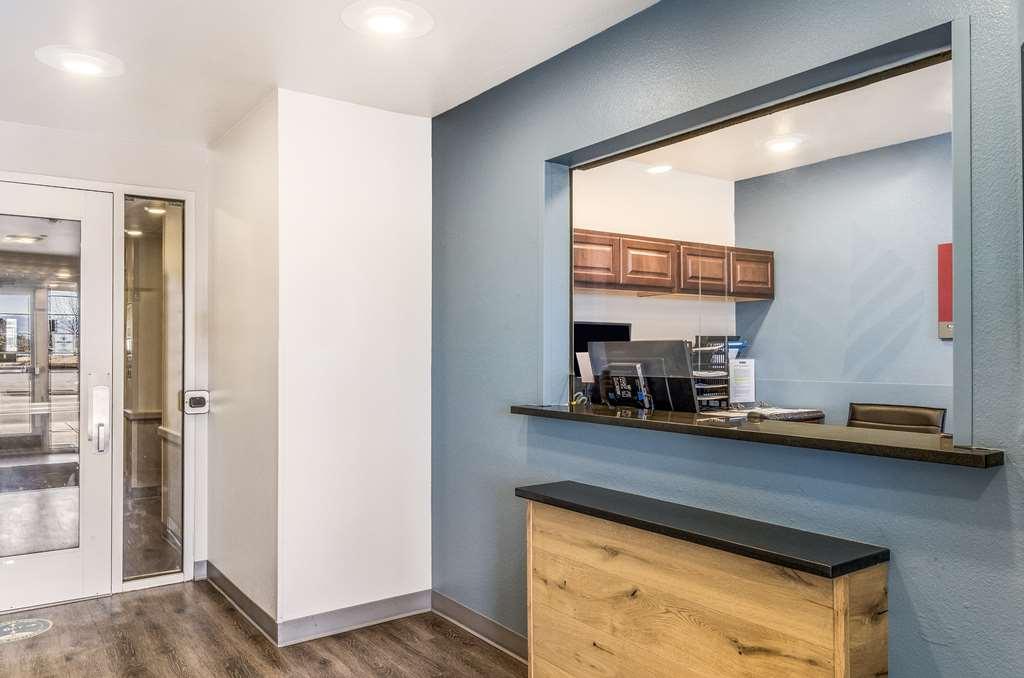 Extended Stay America Select Suites - Cleveland - منتور المظهر الداخلي الصورة