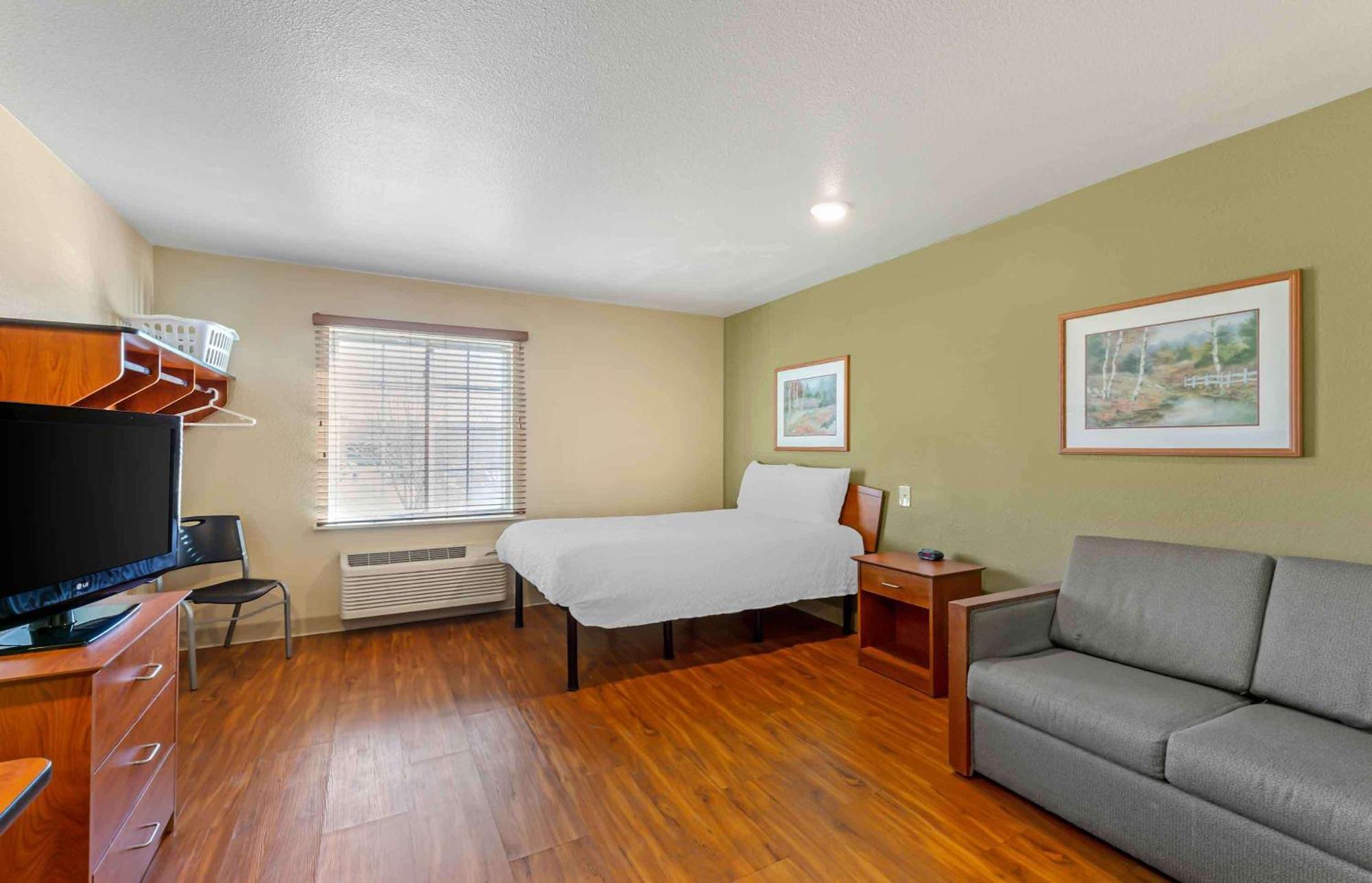 Extended Stay America Select Suites - Cleveland - منتور المظهر الخارجي الصورة