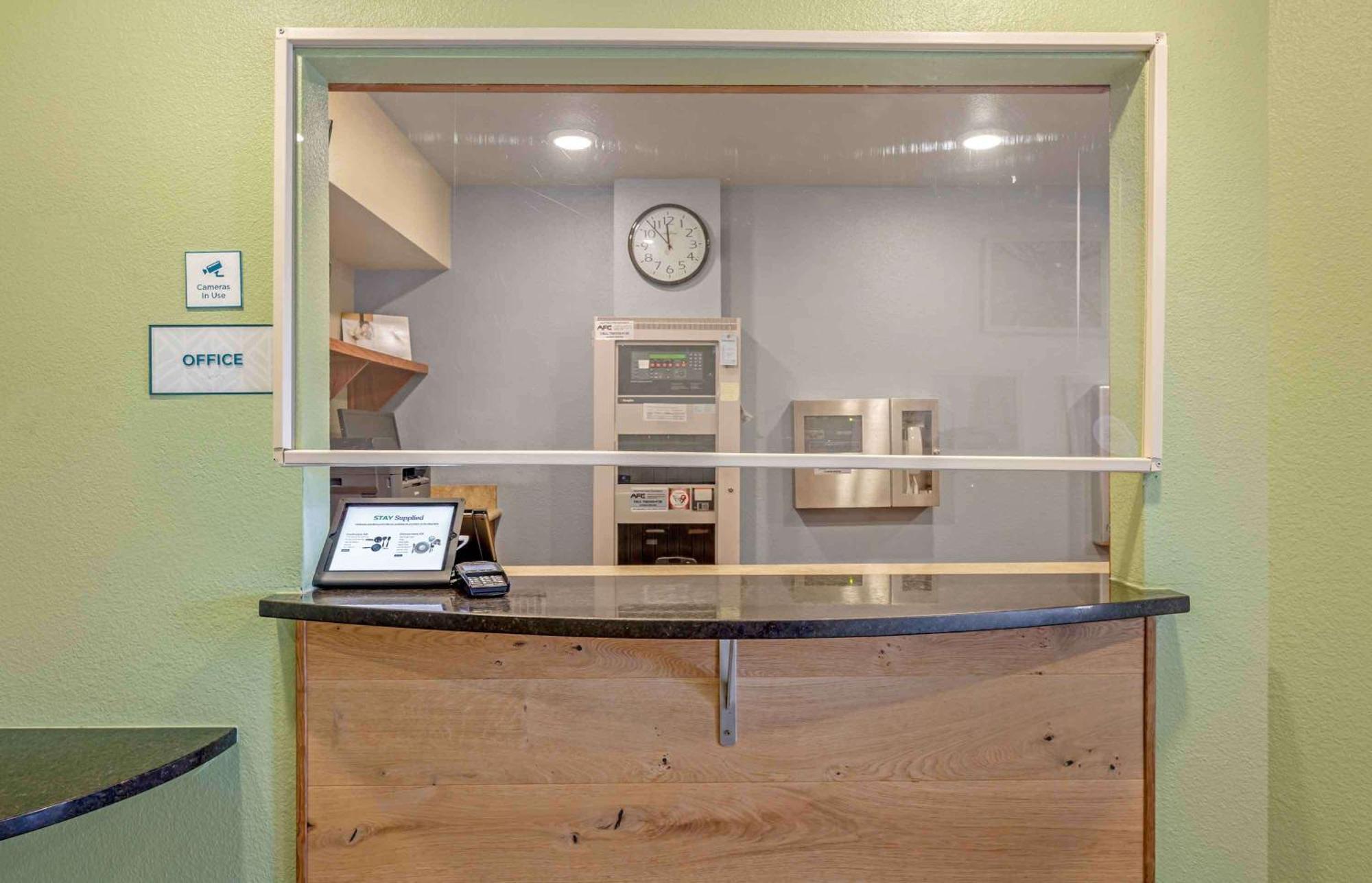 Extended Stay America Select Suites - Cleveland - منتور المظهر الخارجي الصورة